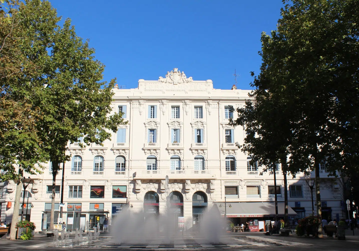 The Center | Laser Hair Removal, Cryolipolysis | Aesthetic Medicine | Dr. Virginie Aimé | Antibes