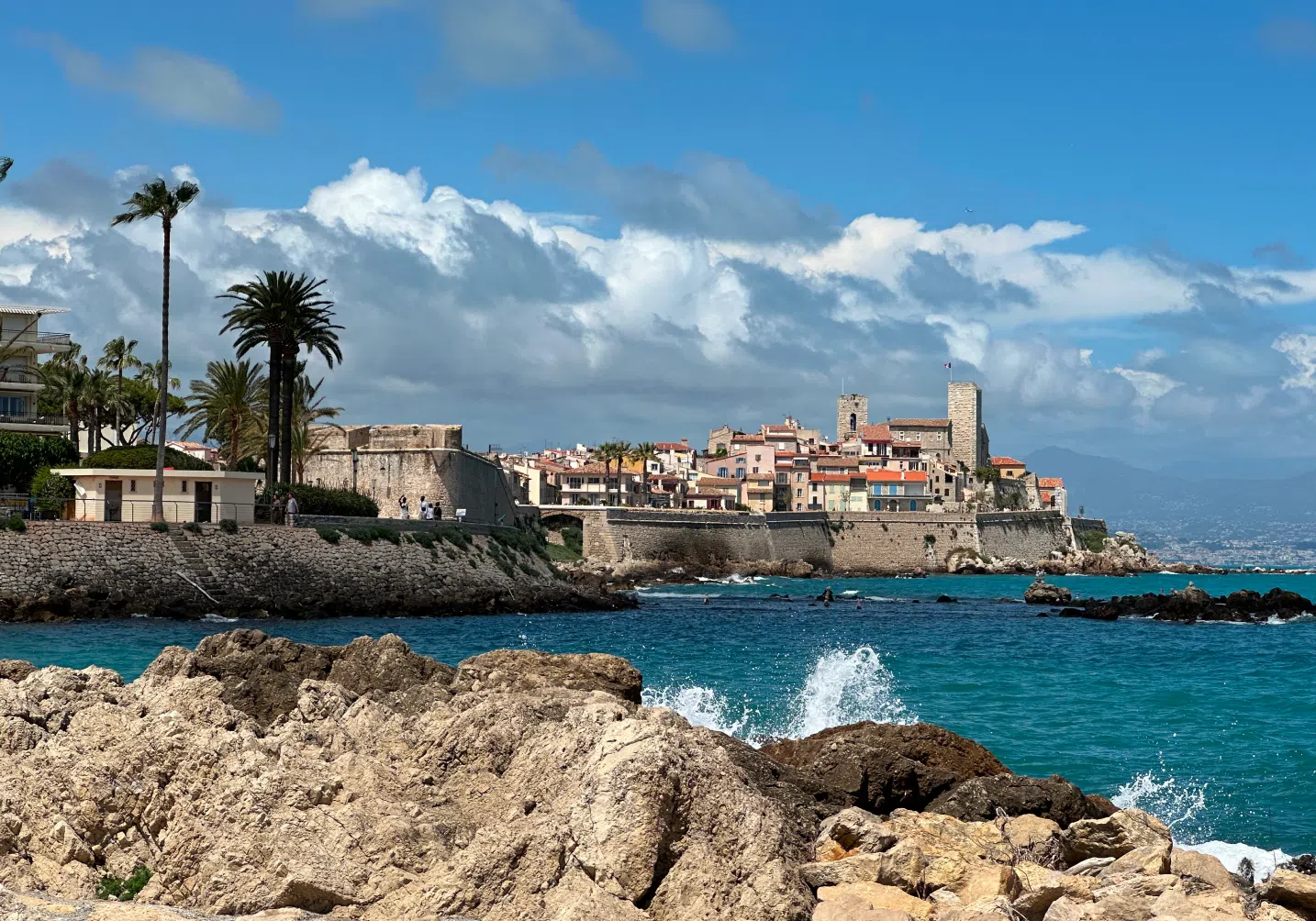 The Center | Laser Hair Removal, Cryolipolysis | Aesthetic Medicine | Dr. Virginie Aimé | Antibes