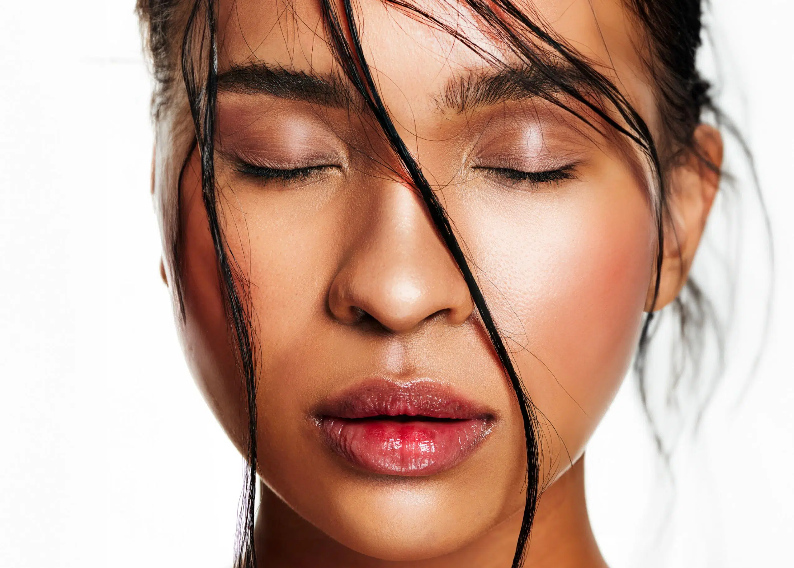 Hydrafacial in Antibes | Hydrafacial Treatment Prices | Aesthetic Medicine | Dr. Virginie Aimé